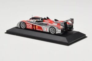Audi R10 TDI LMP1 #3 L. Luhr / A. Premat / M. Rockenfeller 24 Hours of Le Mans 2008 Minichamps 1:43 400089903 Metal — zdjęcie 3 z 4