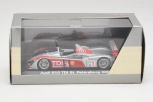 Audi R10 TDI #1 R. Capello / A. McNish / T. Kristensen 24 Hours of Le Mans 2007 Minichamps 1:43 5020700243 Metal — zdjęcie 4 z 4