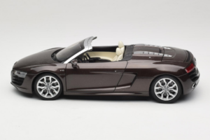 Audi R8 5.2 Spyder Teak Brown Kyosho 1:18 5010918525 Metal — zdjęcie 4 z 8
