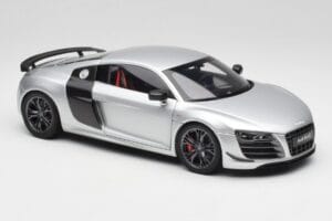Audi R8 GT Type 42 Ice Srebrny Metallic Kyosho 1:18 09218IS Metal — zdjęcie 6 z 8
