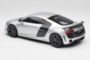 Audi R8 GT Type 42 Ice Srebrny Metallic Kyosho 1:18 09218IS Metal — zdjęcie 7 z 8
