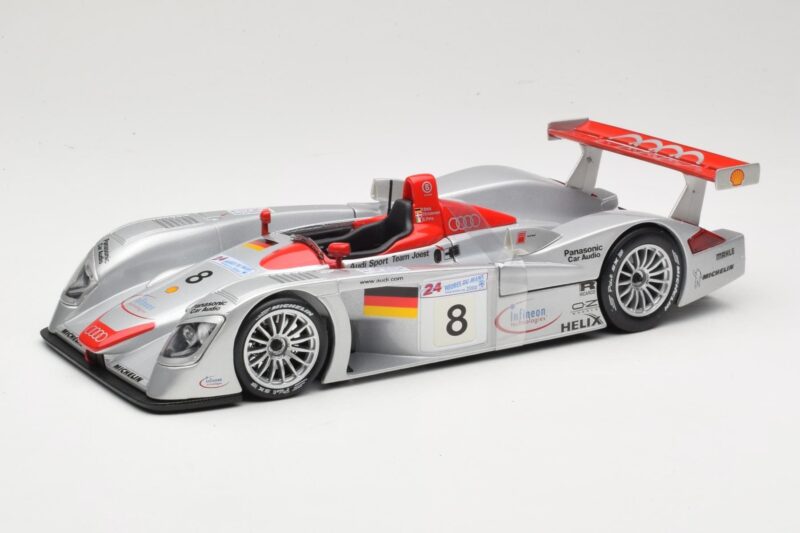 Audi R8 LMP900 #8 Audi Sport Team Joest F. Biela / E. Pirro / T. Kristensen 24 Hours of Le Mans 2000 Maisto 1:18 38899 Metal