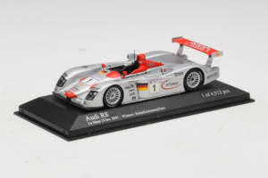 Audi R8 LMP #1 F. Biela / E. Pirro / T. Kristensen 24 Hours of Le Mans Winner 2001 Minichamps 1:43 400011201 Metal — zdjęcie 2 z 4