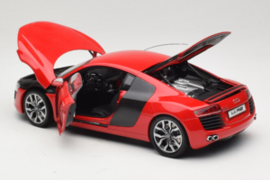 Audi R8 Czerwony Kyosho 1:18 09213R Metal — zdjęcie 5 z 8