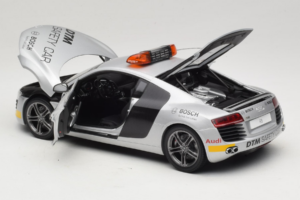Audi R8 Safety Car 24 Hours of Le Mans 2008 Kyosho 1:18 09214DTM Metal — zdjęcie 7 z 8
