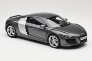 Audi R8 Type 42 4.2 Daytona Grey Kyosho 1:18 5010618425 Metal — zdjęcie 6 z 8