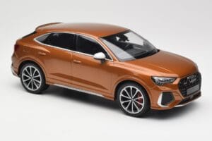 Audi RS Q3 Sportback 8U Brown Metallic Minichamps 1:18 155018104 Metal — zdjęcie 4 z 6