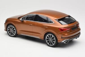 Audi RS Q3 Sportback 8U Brown Metallic Minichamps 1:18 155018104 Metal — zdjęcie 5 z 6