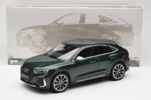 Audi RS Q3 Sportback 8U Green Metallic Minichamps 1:18 155018102 Metal — zdjęcie 6 z 6
