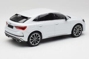 Audi RS Q3 F3 Sportback Glacier White Metallic Minichamps 1:18 155018105 Metal — zdjęcie 2 z 6