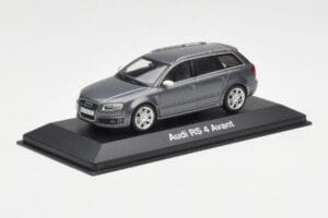Audi RS4 B7 Avant Szary Minichamps 1:43 5010509223 Metal — zdjęcie 2 z 4