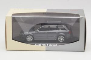 Audi RS4 B7 Avant Szary Minichamps 1:43 5010509223 Metal — zdjęcie 4 z 4