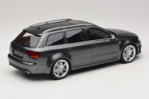 Audi RS4 B7 Szary Otto 1:18 OT721 Żywica — zdjęcie 2 z 6