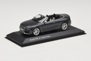 Audi RS5 B8 Kabriolet Daytona Gray Minichamps 1:43 5011215323 Metal — zdjęcie 2 z 4