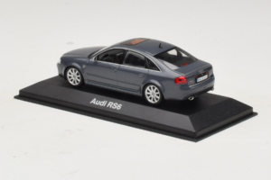 Audi RS6 C5 Szary Minichamps 1:43 20000001217001 Metal — zdjęcie 3 z 4