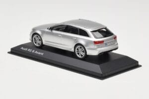Audi RS6 C7 Avant Prisma Silver Minichamps 1:43 5011216213 Metal — zdjęcie 3 z 4