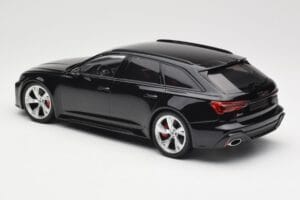 Audi RS6 C8 Avant Black Metallic Minichamps 1:18 155018014 Metal — zdjęcie 5 z 6