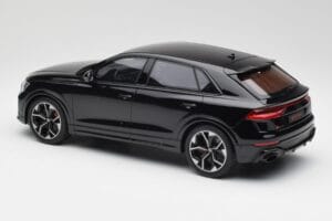 Audi RSQ8 Night Czarny GT Spirit 1:18 GT305 Żywica — zdjęcie 5 z 6