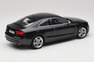 Audi S5 B8 Coupe Czarny Norev 1:18 188360 Metal — zdjęcie 3 z 8