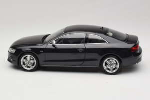 Audi S5 B8 Coupe Czarny Norev 1:18 188360 Metal — zdjęcie 4 z 8