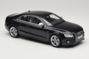 Audi S5 B8 Coupe Czarny Norev 1:18 188360 Metal — zdjęcie 6 z 8
