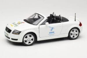 Audi TT 8N Kabriolet Biały Maisto 1:18 56065 Metal