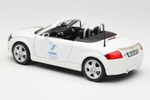Audi TT 8N Kabriolet Biały Maisto 1:18 56065 Metal — zdjęcie 7 z 8