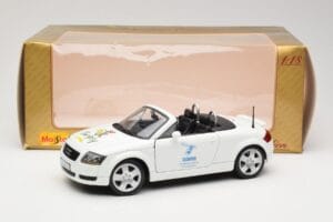 Audi TT 8N Kabriolet Biały Maisto 1:18 56065 Metal — zdjęcie 8 z 8