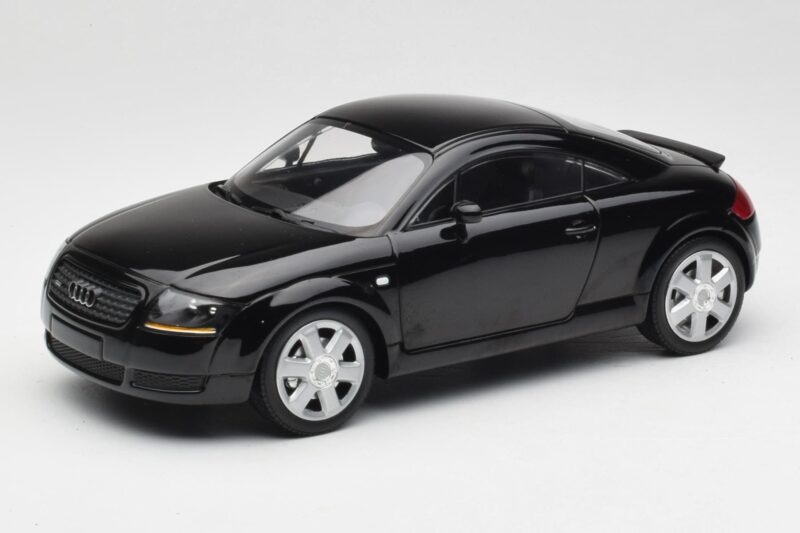 Audi TT 8N Czarny Minichamps 1:18 155017021 Metal