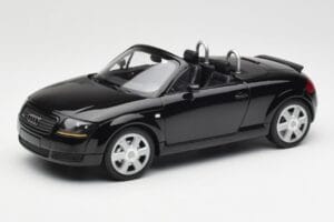 Audi TT 8N Roadster Black Metallic Minichamps 1:18 155017030 Metal