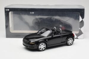Audi TT 8N Roadster Black Metallic Minichamps 1:18 155017030 Metal — zdjęcie 6 z 6