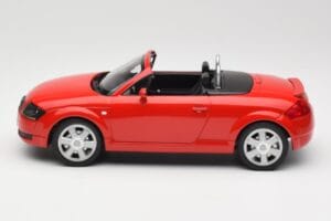 Audi TT 8N Roadster Czerwony Minichamps 1:18 155017032 Metal — zdjęcie 3 z 6