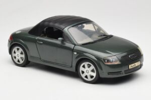 Audi TT 8N Roadster Zielony Revell 1:18 08979 Metal — zdjęcie 6 z 8