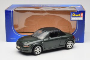 Audi TT 8N Roadster Zielony Revell 1:18 08979 Metal — zdjęcie 8 z 8