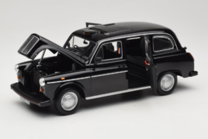 Austin FX4 London Taxi Czarny Minichamps 1:18 180136000 Metal — zdjęcie 2 z 8