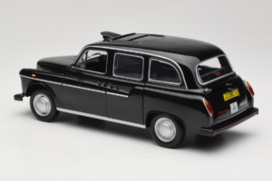 Austin FX4 London Taxi Czarny Minichamps 1:18 180136000 Metal — zdjęcie 7 z 8