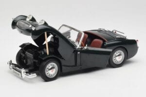 Austin-Healey Sprite Leaf Green Revell 1:18 08837 Metal — zdjęcie 2 z 8