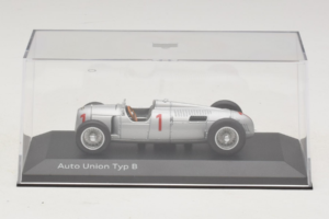 Auto Union Typ B #1 Srebrny Minichamps 1:43 5031300313 Metal — zdjęcie 4 z 5
