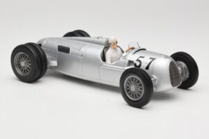 Auto Union Type C #57 H. Stuck Winner Shelsley Walsh Hill Climb 1936 Minichamps 1:18 155361057 Metal — zdjęcie 4 z 6