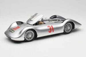 Auto Union Typ C Stromlinie #31 B. Rosemeyer 1937 Srebrny Revell 1:18 08436 Metal — zdjęcie 2 z 8