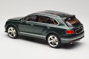 Bentley Bentayga Styling Pack Zielony GT Spirit 1:18 GT133 Żywica — zdjęcie 5 z 6