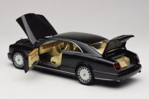 Bentley Brooklands Czarny Minichamps 1:18 100139600 Metal — zdjęcie 5 z 8
