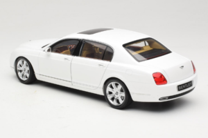 Bentley Continental Flying Spur Biały Minichamps 1:18 100139461 Metal — zdjęcie 7 z 8