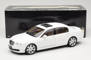 Bentley Continental Flying Spur Biały Minichamps 1:18 100139461 Metal — zdjęcie 8 z 8