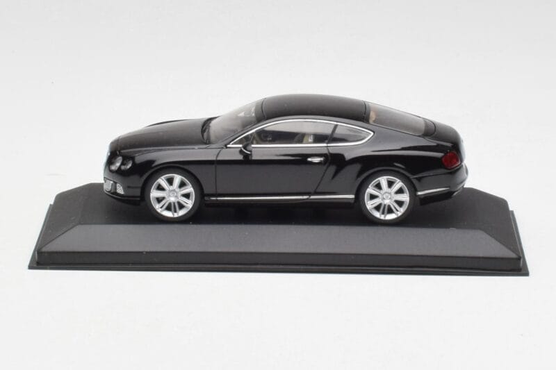 Bentley Continental GT Beluga Czarny Minichamps 1:43 436139980 Metal