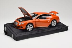 Bentley Continental GT Orange Metallic Minichamps 1:18 100139921 Metal — zdjęcie 2 z 8