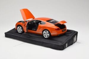 Bentley Continental GT Orange Metallic Minichamps 1:18 100139921 Metal — zdjęcie 5 z 8