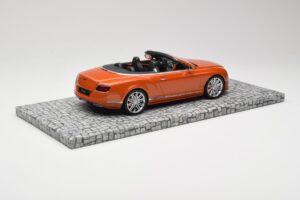 Bentley Continental GT Speed Kabriolet Orange Metallic Minichamps 1:18 107139430 Metal — zdjęcie 2 z 6
