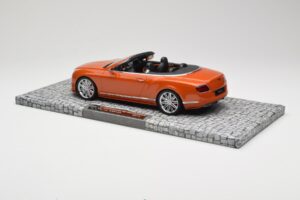 Bentley Continental GT Speed Kabriolet Orange Metallic Minichamps 1:18 107139430 Metal — zdjęcie 5 z 6