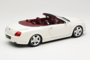Bentley Continental GTC Biały Minichamps 1:18 100139032 Metal — zdjęcie 3 z 8